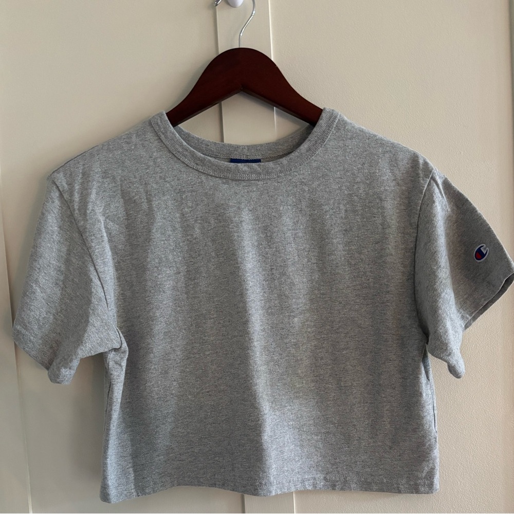 Champion Women’s Cropped Heavyweight T-shirt